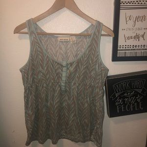 Womens DKNY large tank